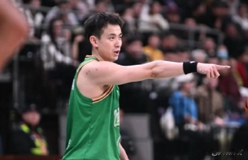 赵继伟：最后一攻乌戈战术很完美；休赛期主要是恢复身体