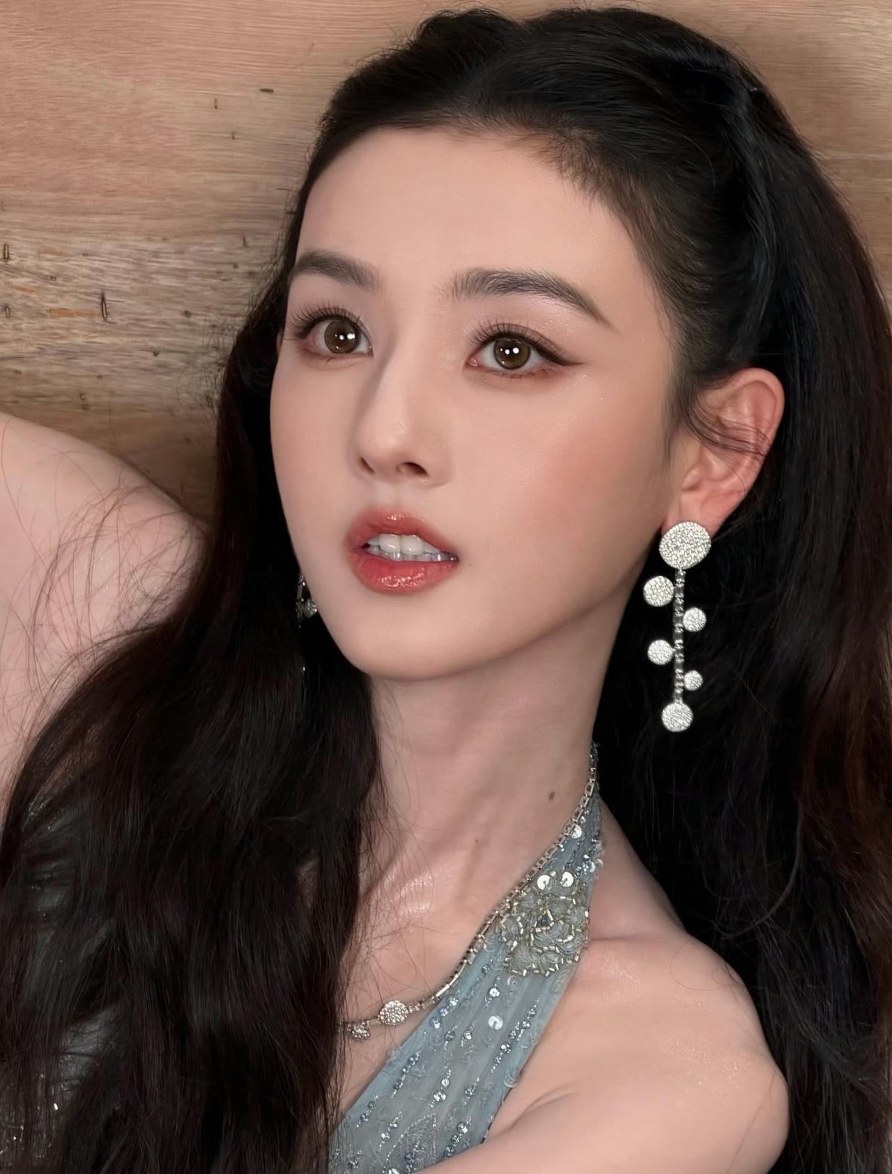 美哭了 ​​​