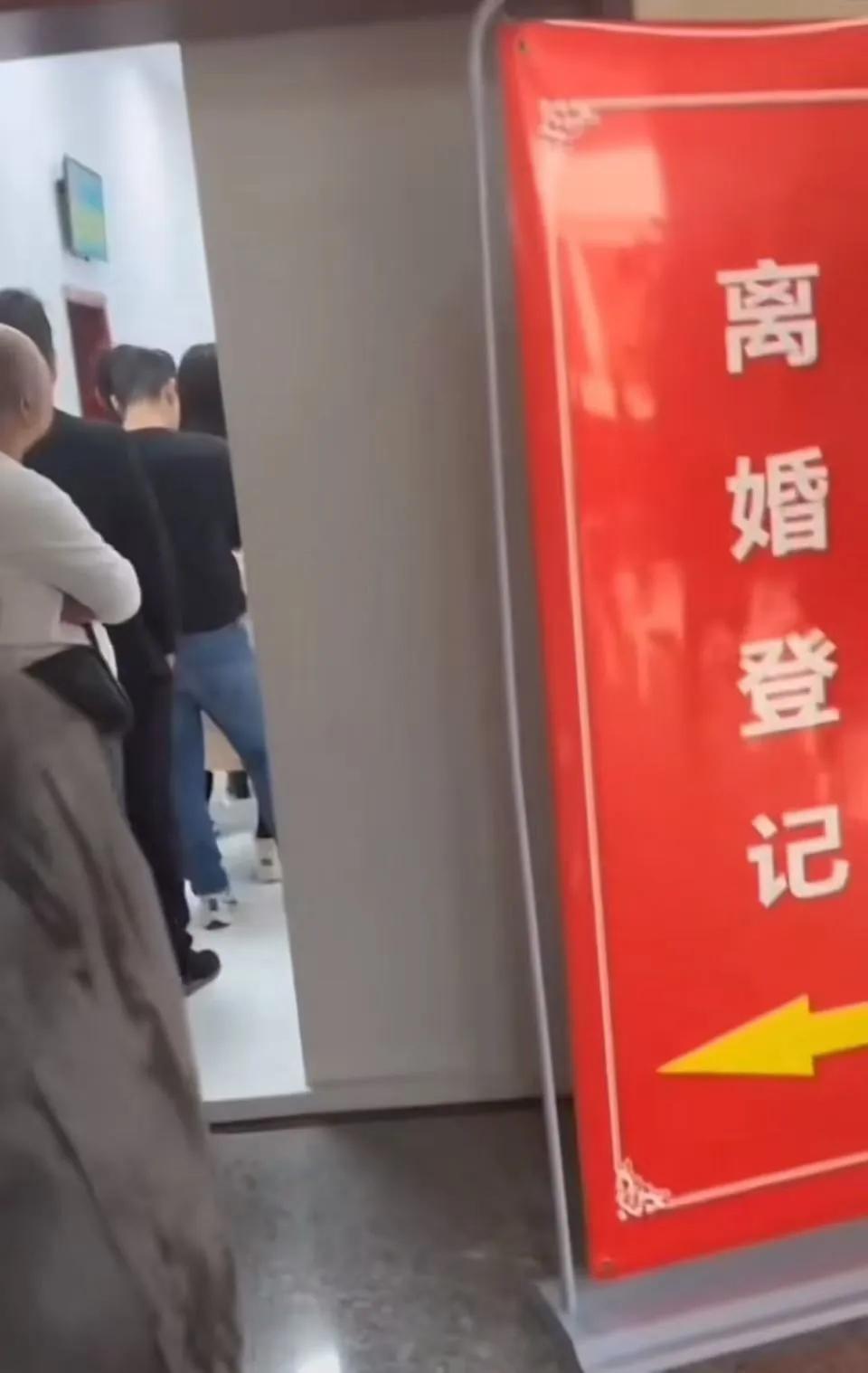云南昆明真实故事：丈夫月薪一万出头，妻子强行要求每月拿2000帮小舅子还车贷，不