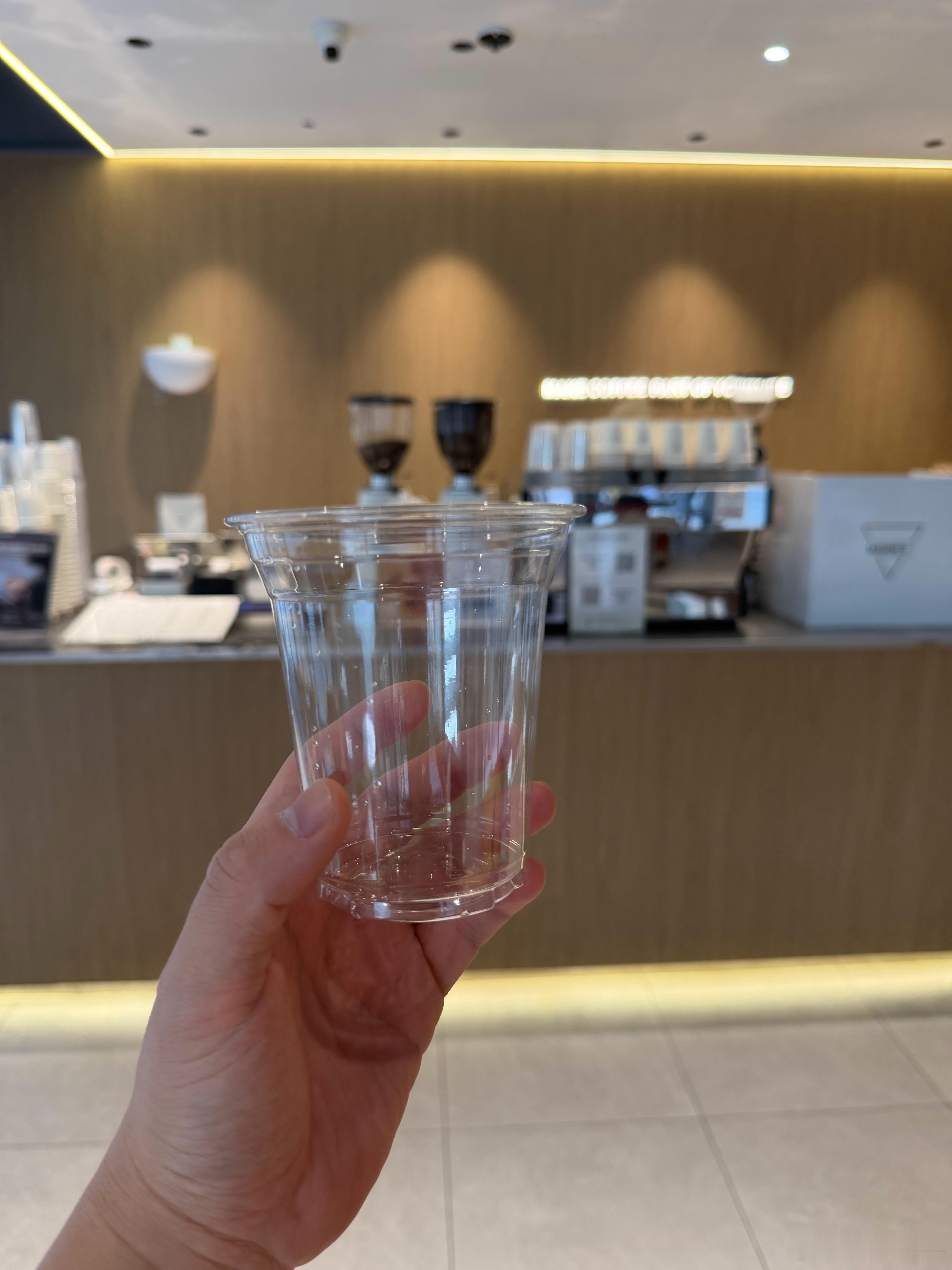 带一次性杯去manner想着能减免，被拒了哈哈哈哈哈 