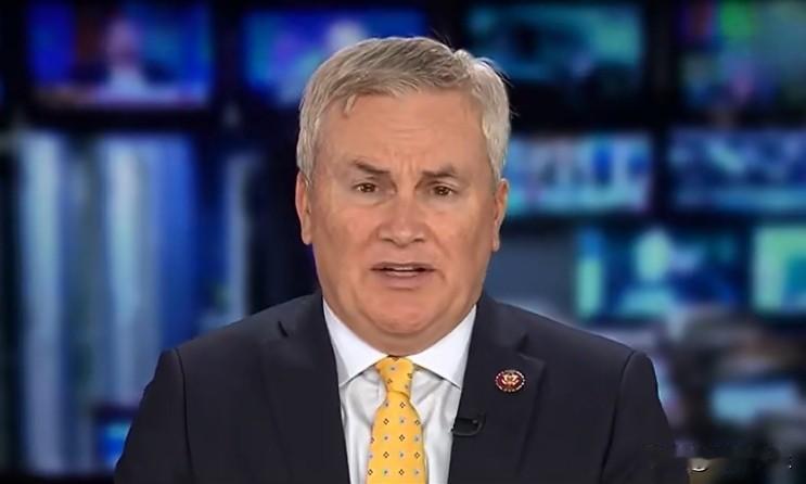 众议院监督委员会主席科默谈希拉里·克林顿作证:“她曾多次在宣誓下表示，自己从未见