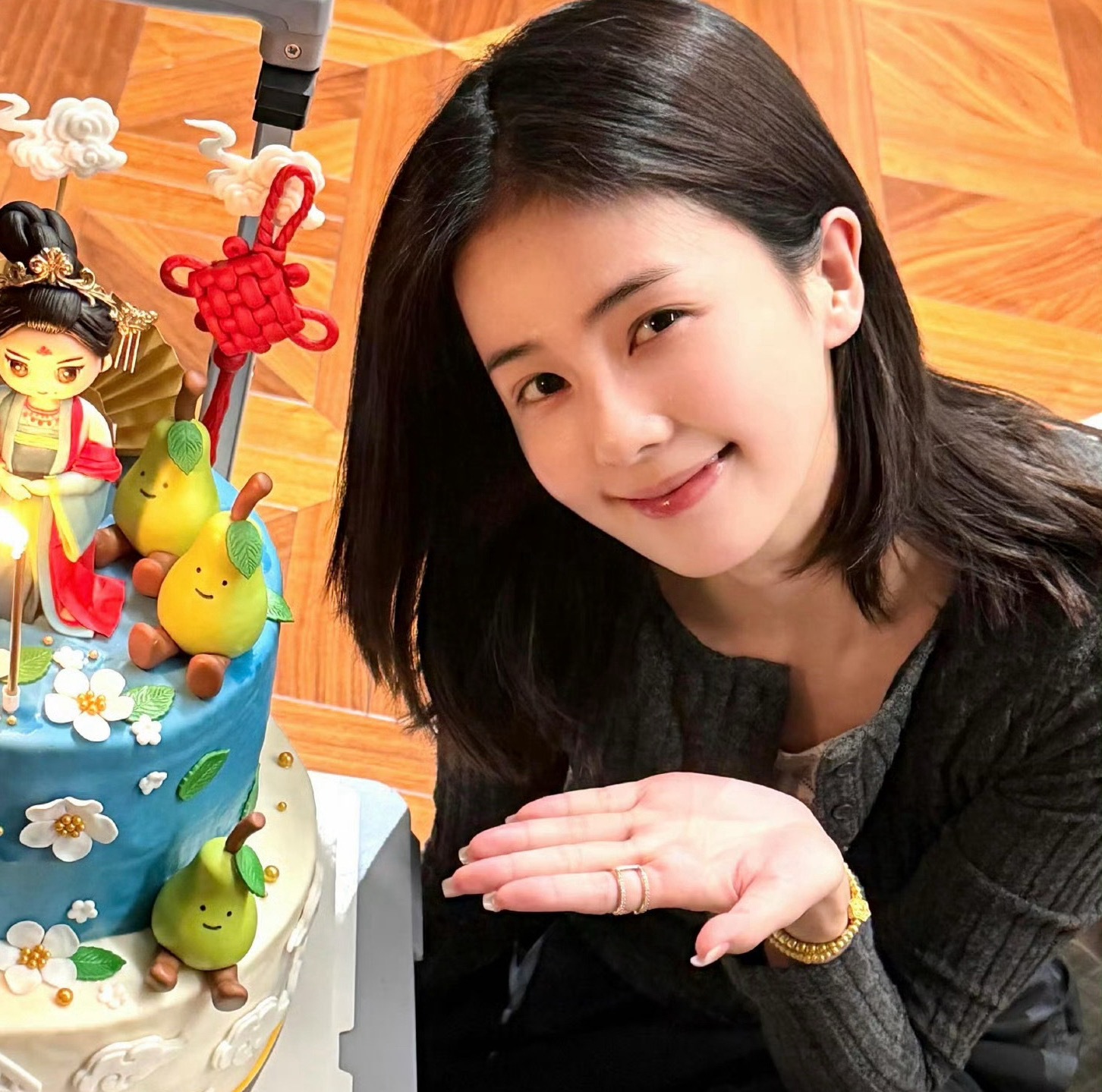 头发剪短了是晕呐要来咯