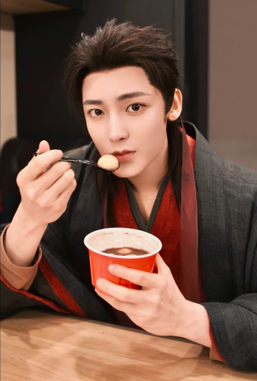 侯明昊元宵汤圆图片～ 