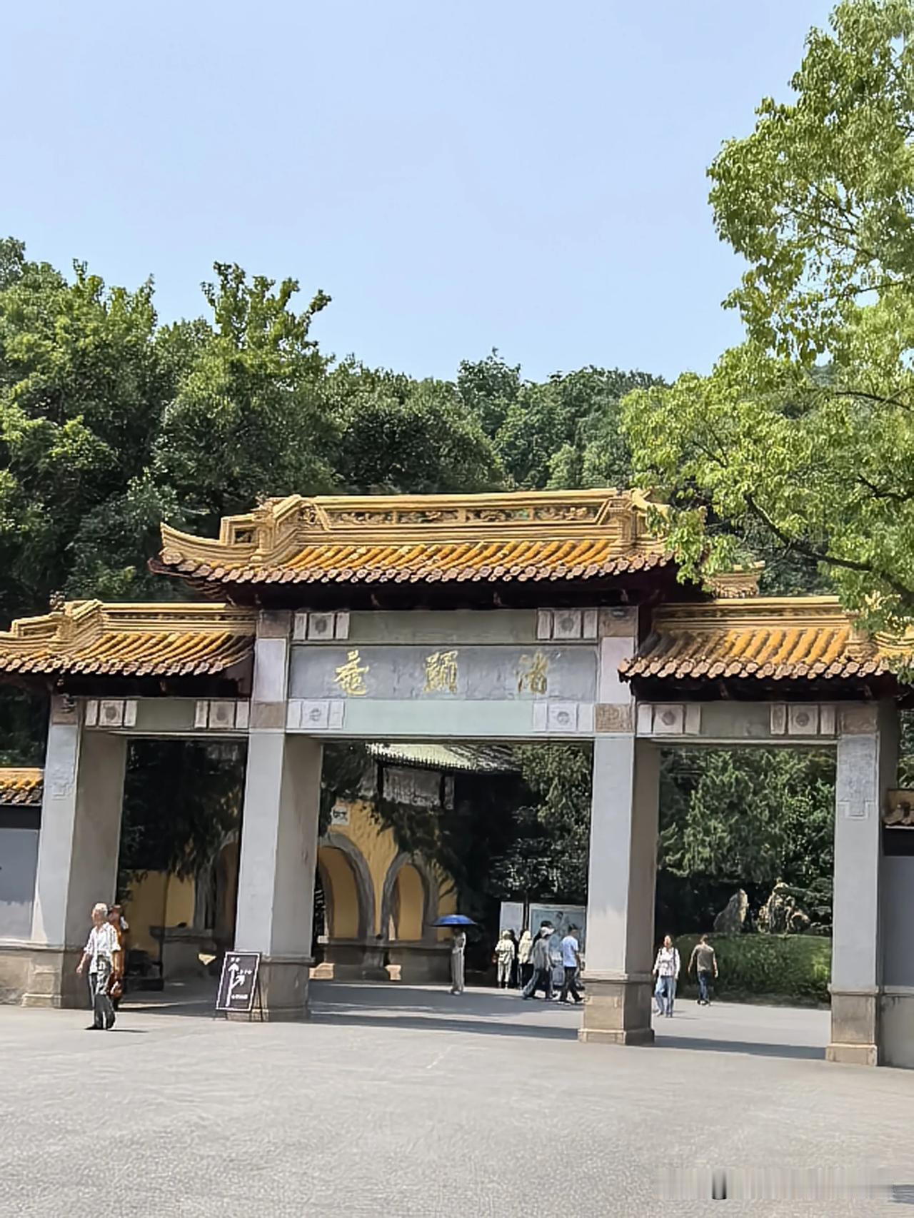 无锡的太湖真美

无锡最为著名的风景区当属鼋头渚，其为国家5A级景区。在距离鼋头