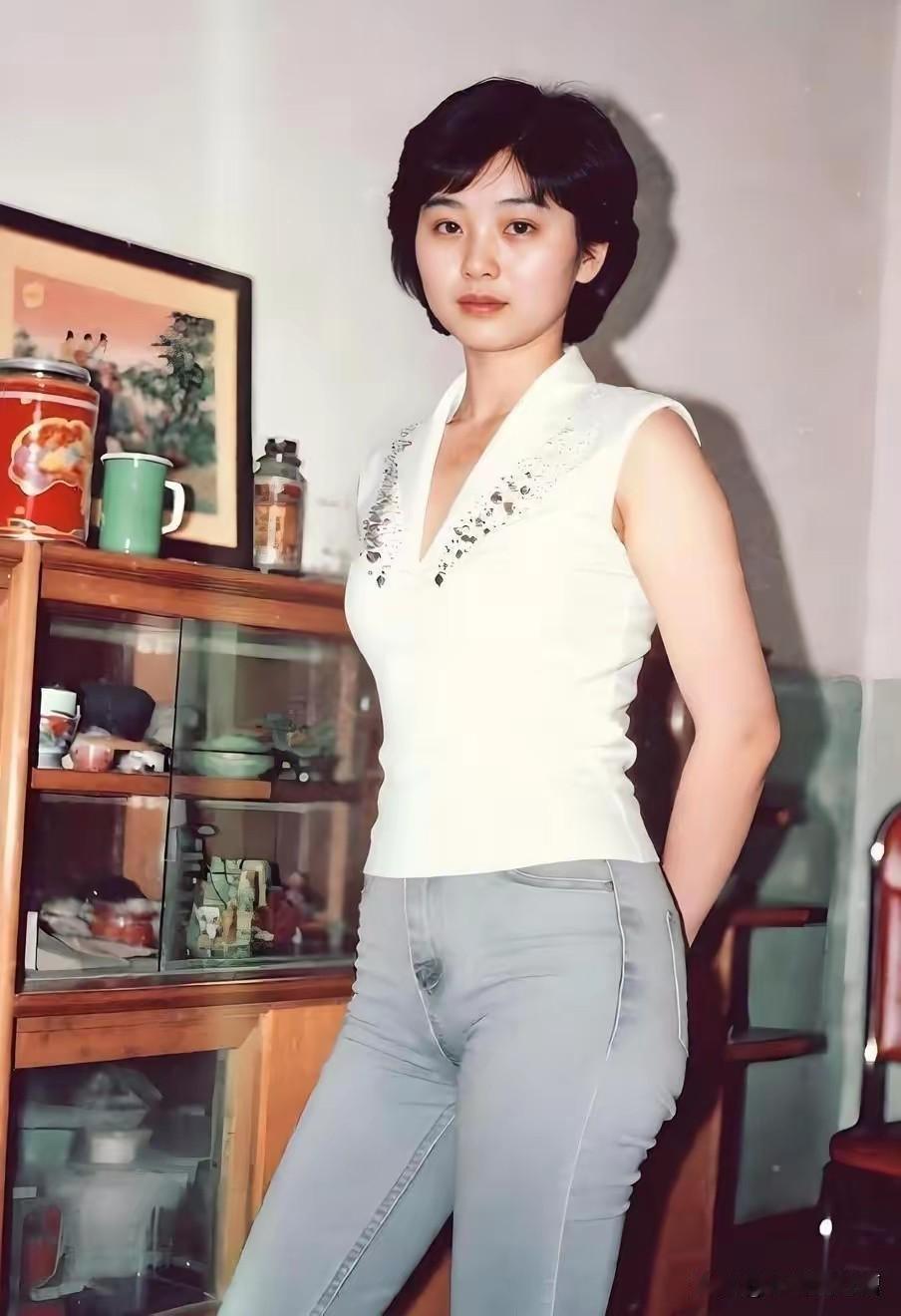 年代美感，素颜才是衡量美的标准！