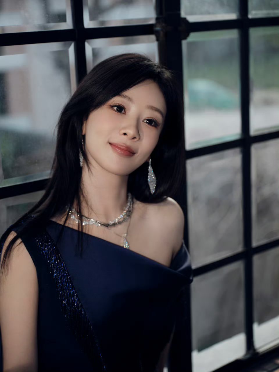 杨紫 早安朋友们💙 