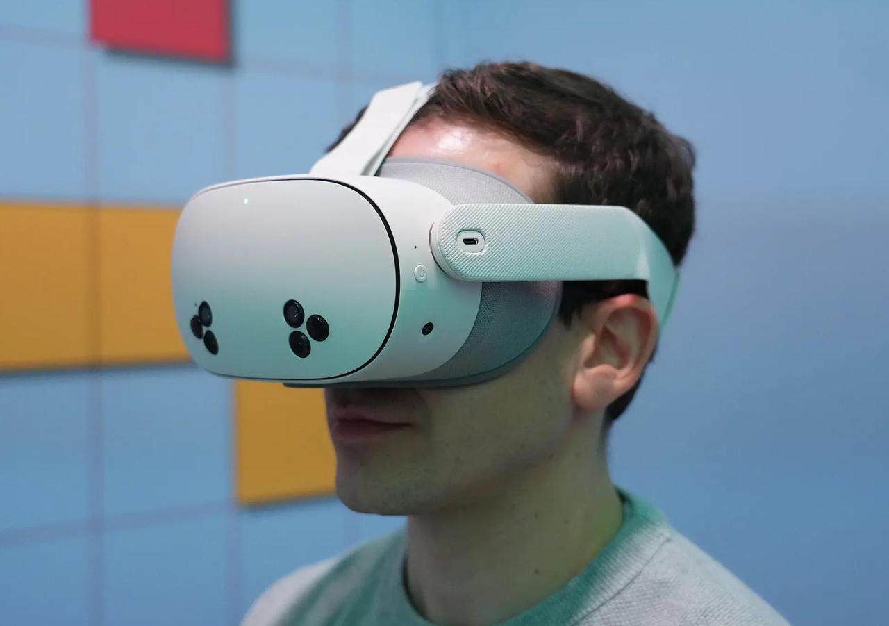 短短几天，两件大事震动全网，传统媒体和互联网巨头同时迎来分水岭，时代洗牌来得猝不