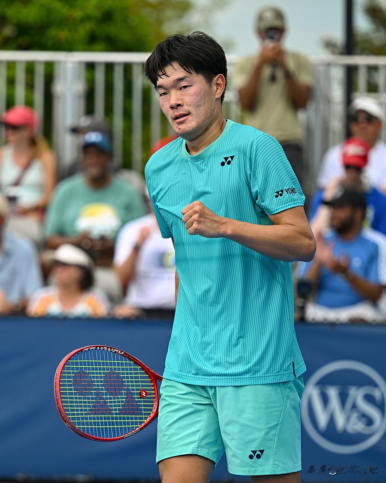 🇺🇸郑瑞6-4/6-3横扫昔日法国一哥安贝儿。打进辛辛那提第三轮。
将对阵穆