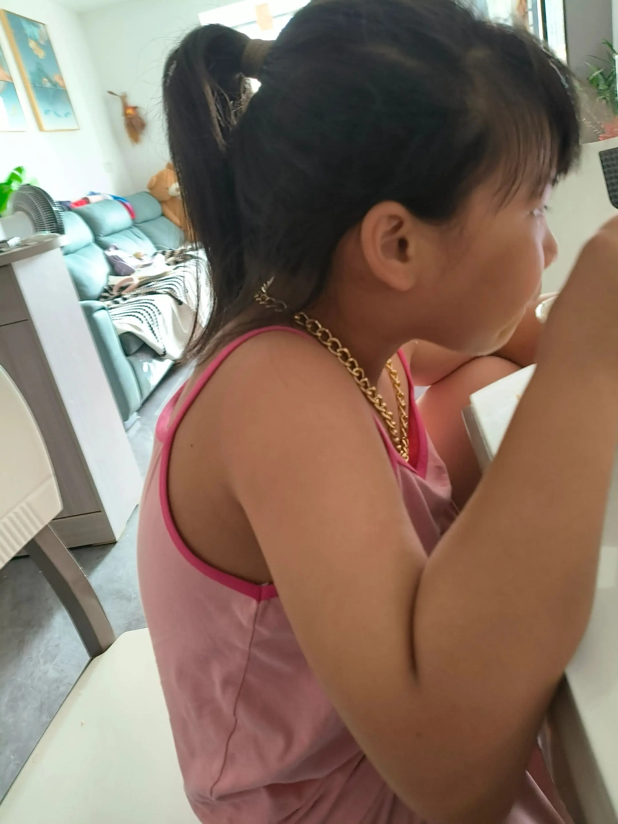 婚姻有什么意思？ 翻脸的时候，孩子不是你的，车子房子不是你的！钱也不是...