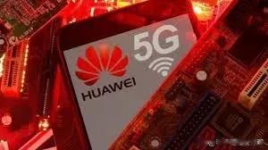 《金融时报》7日报道称，据了解讨论情况的官员称，欧盟考虑强制禁止成员国使用华为等
