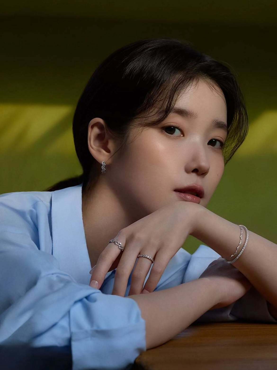 IU x J.ESTINA 知恩IUSunny