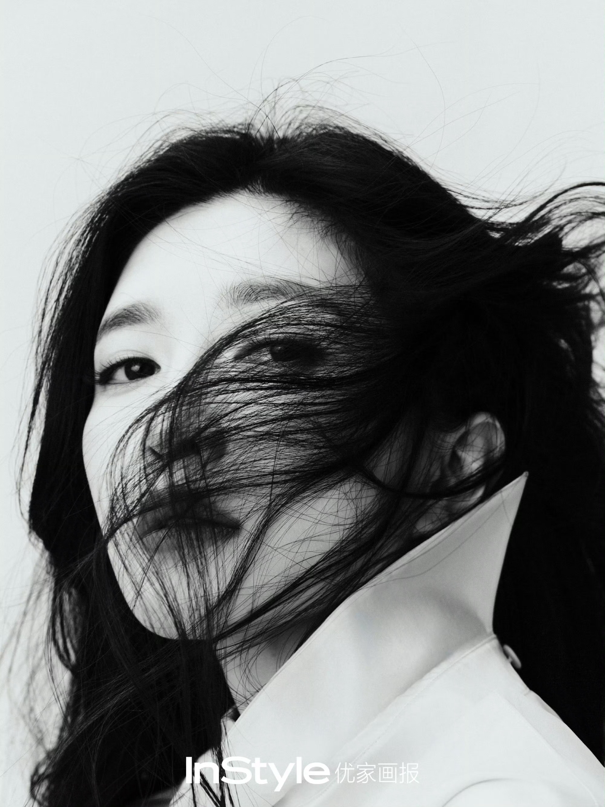 江疏影InStyle优家画报11月封面大片江疏影高智姐感大片 摄影 ： JW ​