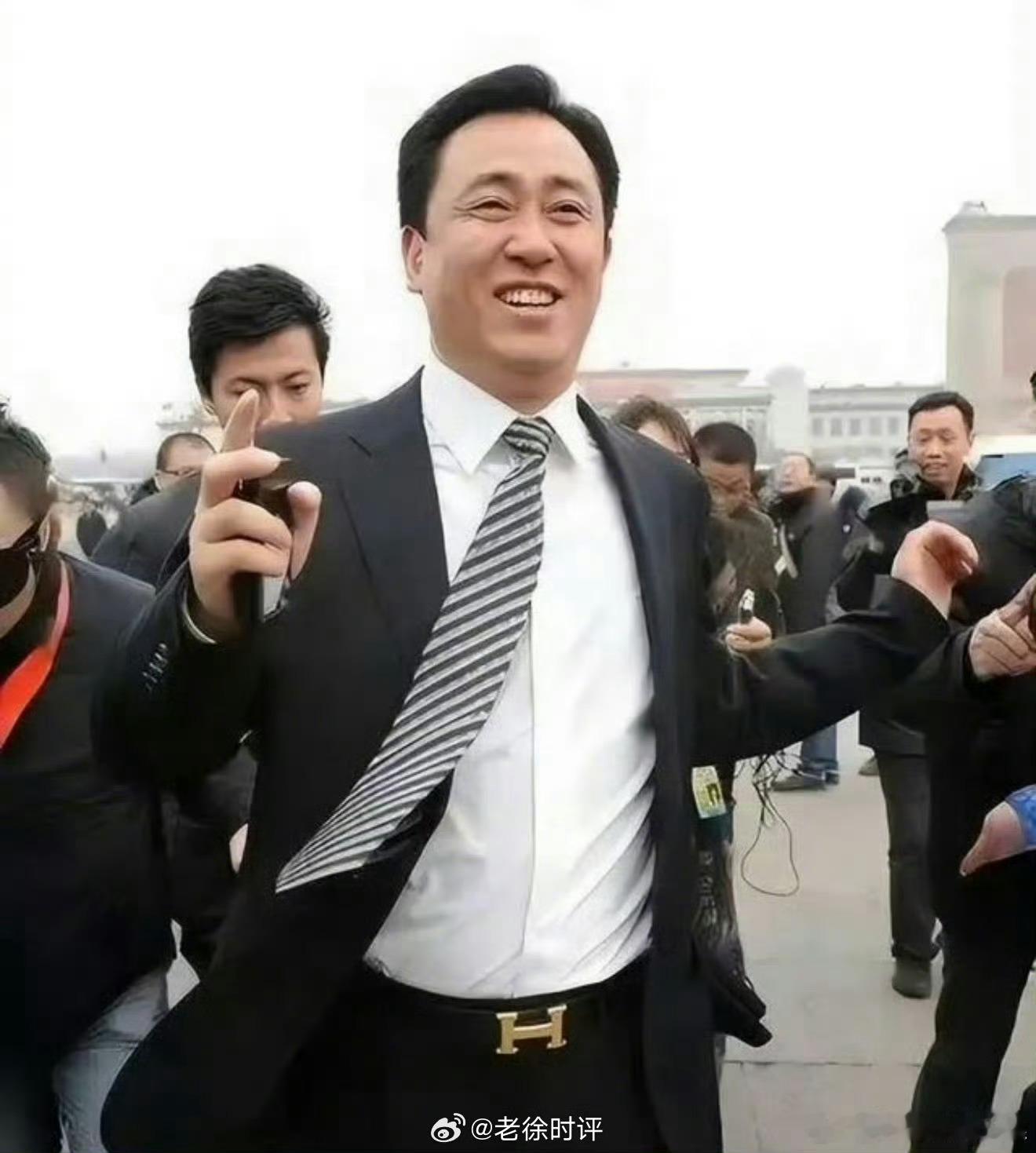 好运的时候满面春风，下落的时候鼻梁生横纹。人什么时候最有魅力，不是年少时，也不是