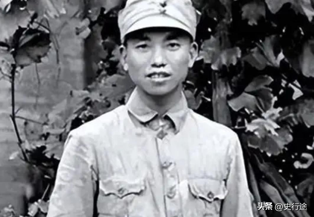 1939年，冀东抗联总司令高志远去开会，萧克看了他一眼：“配枪不错。”高志远闻言