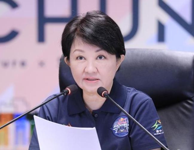 就郑丽文提出国民党将自提无人机产业特别条例，6月19日台湾省台中市长卢秀燕讲到：
