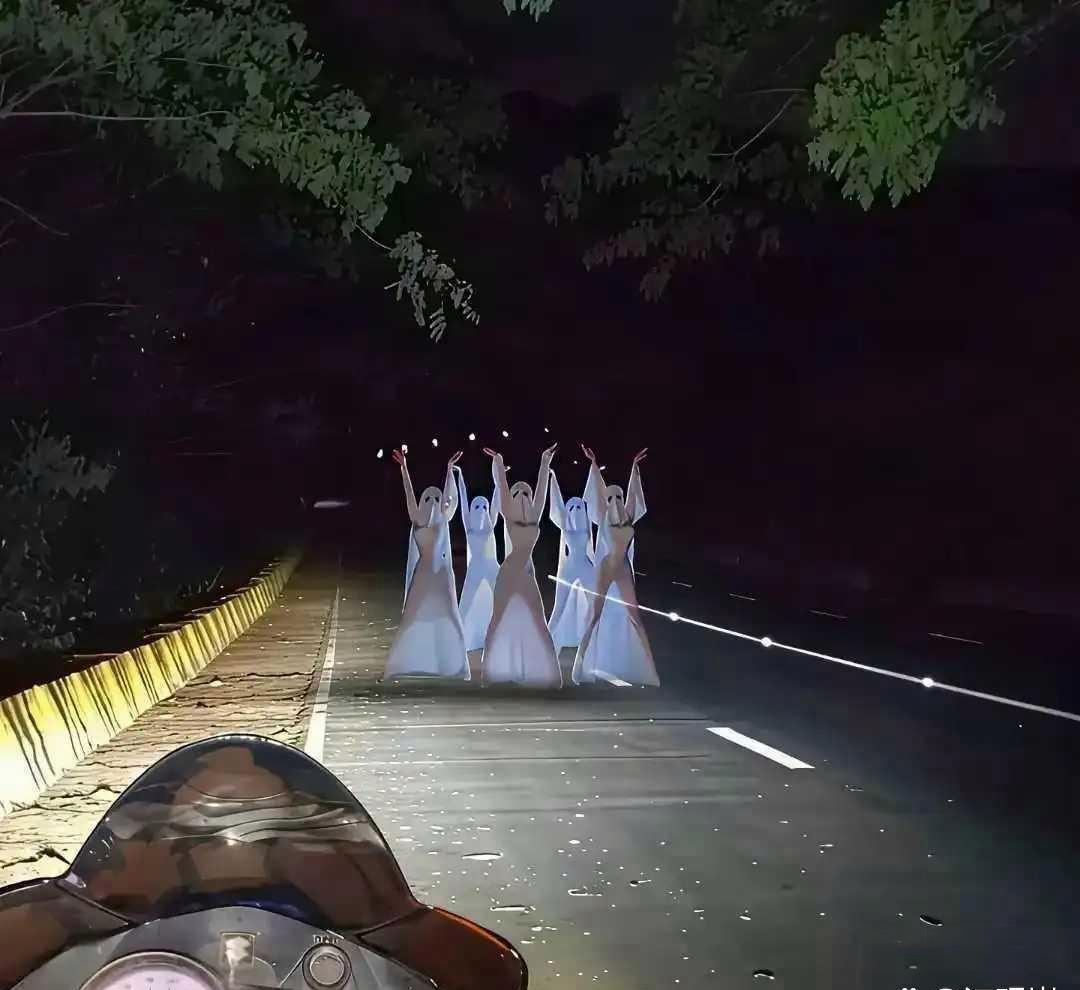 这大半夜心理素质不好就完了