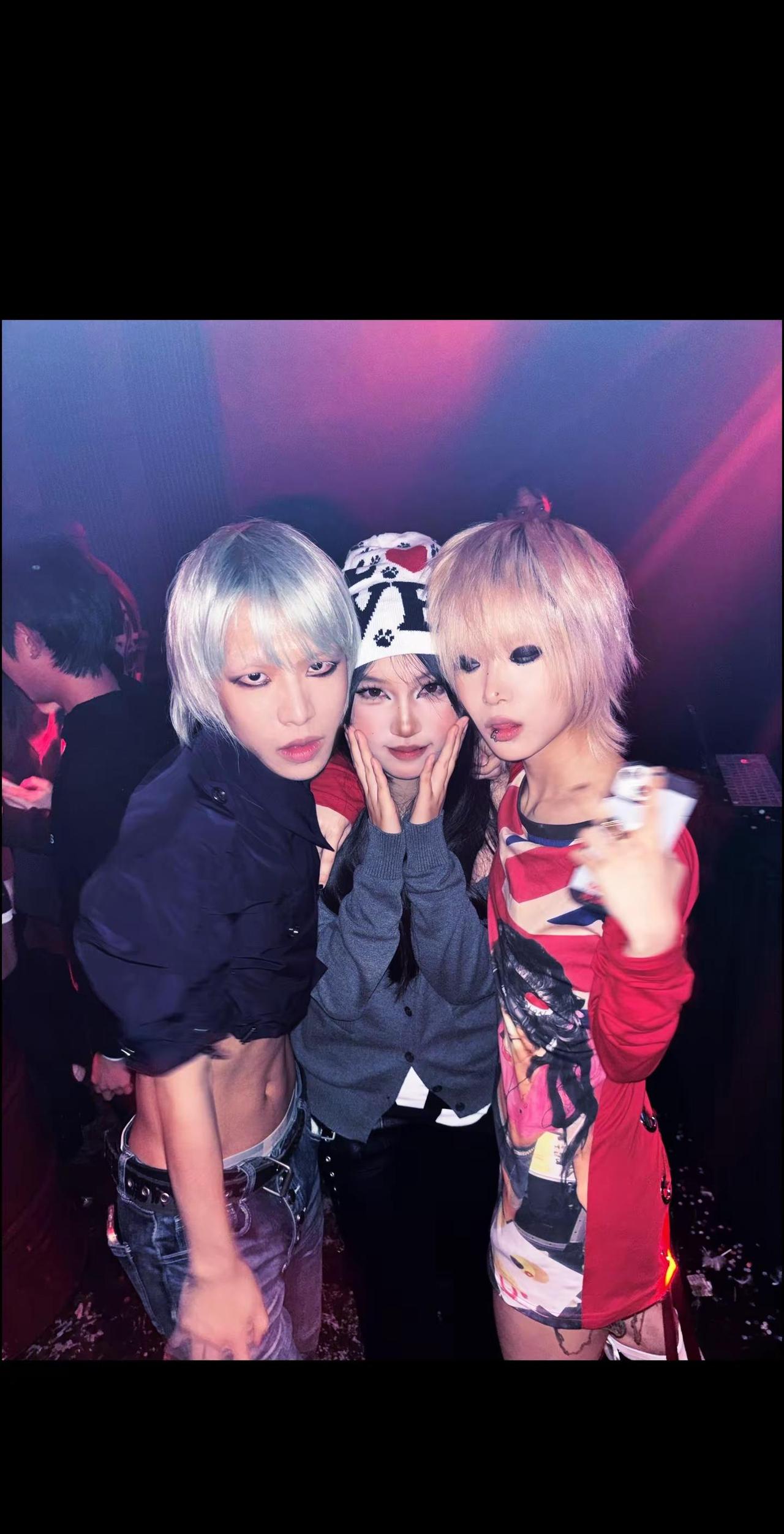 2026爽搞和crush的合影