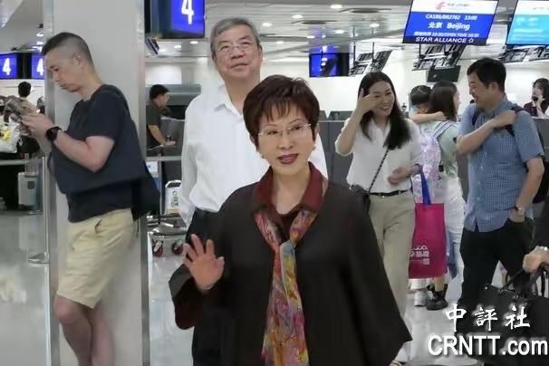 6月16日中午，中国国民党前主席洪秀柱率团从台湾出发，踏上大陆浙江杭州的行程。