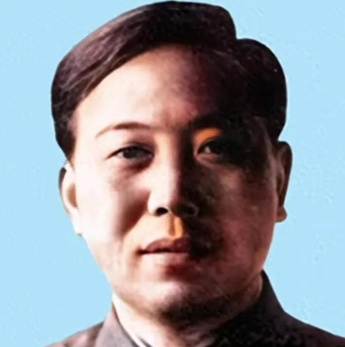 1980年的一天，孙健独自乘火车离开了北京，此时他的身边只有一个旅行包，包里装着