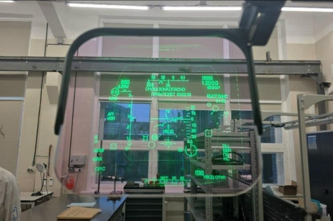 俄国掌握核心科技！俄罗斯LOMO 股份公司（隶属于卡拉什尼科夫集团）成功制造了创