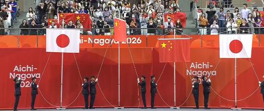 中国乒协恐怕要向亚奥理事会投诉了！
 
一场4比2的男双决赛，本该只留下胜利的记