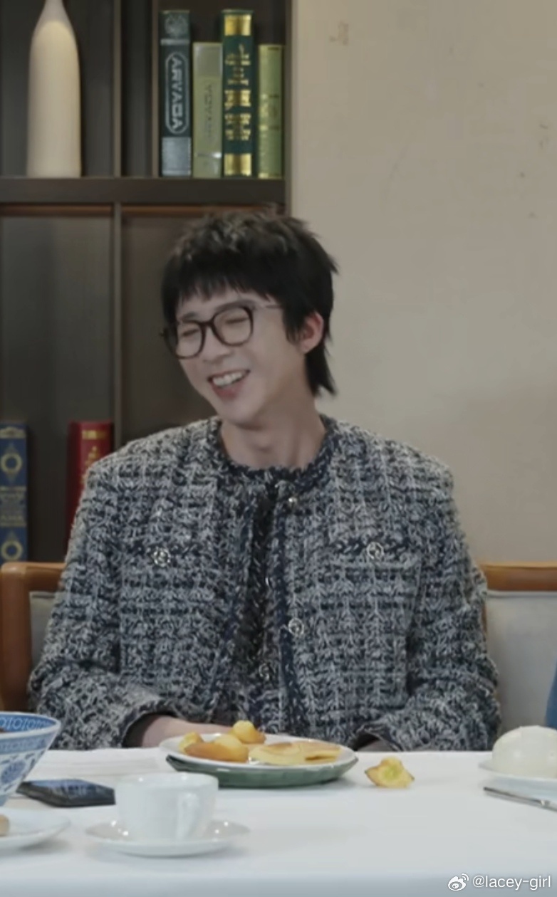 刘宇宁小贝｜刘宇宁玫瑰丛生 | 摩登兄弟演技层次分明，刘宇宁 总能带我们走进角色