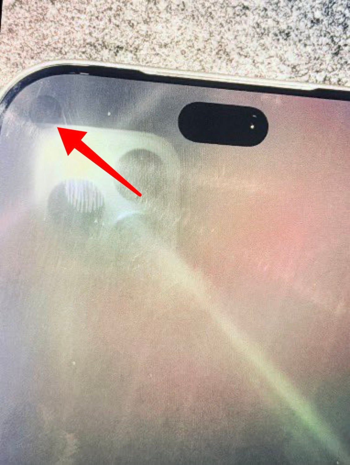 iPhone18系列灵动岛或缩小Face ID模组缩小，这个我都懂。可是，左上角