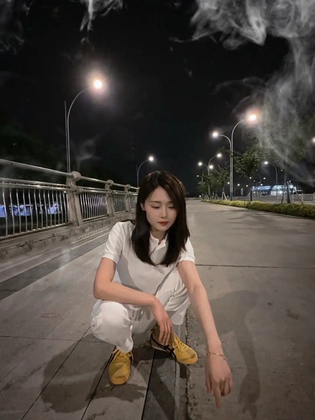 该合群合群，该独行独行，不要在乎失去谁，你应该在乎剩下的还有谁