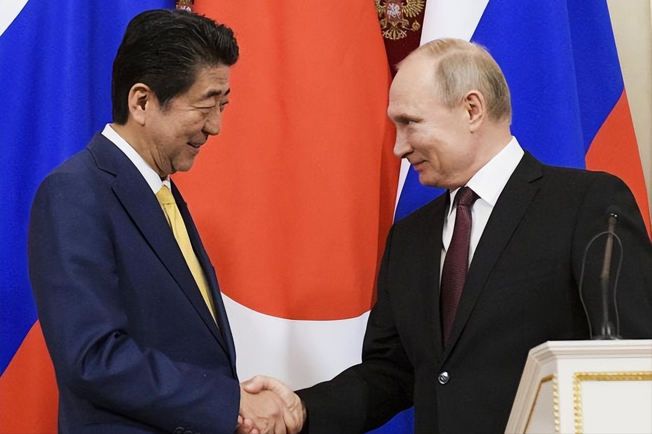 普京主动归还北方四岛，仅仅提出一个条件，为何日本不接受？

这事儿听起来确实离谱