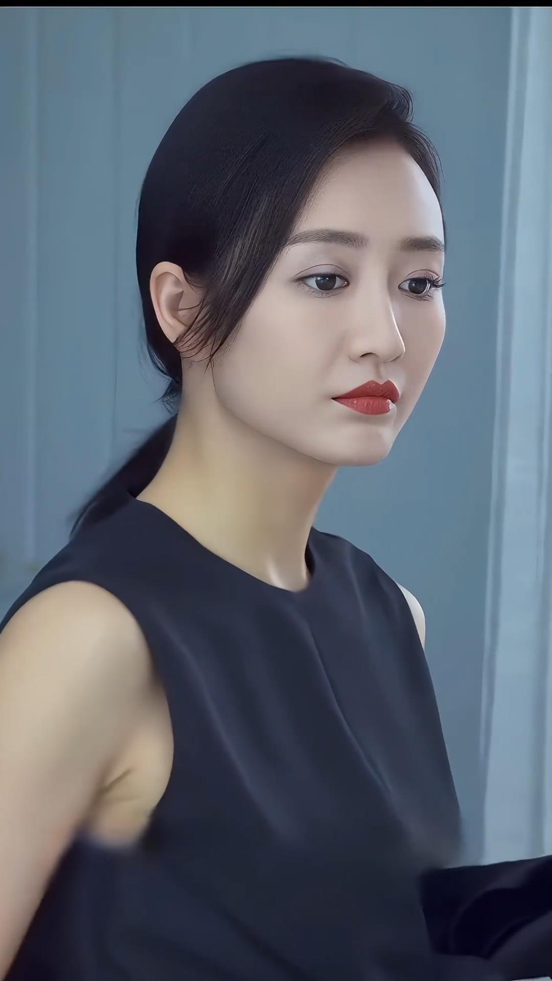 对不起王鸥，
我真的对你喜欢不起来！
不是因为你不漂亮，也不是因为你演技不好，而