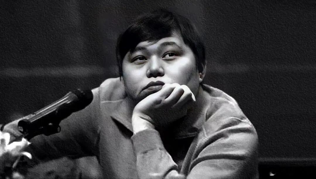 当年明月 重温《明朝那些事》的结尾，写的是真好！能写出这样文字的人无疑是理想主义