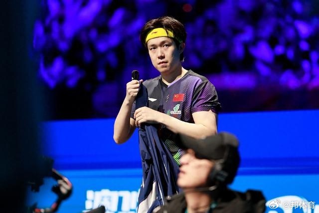 樊振东23岁成就世界杯四冠王哦，好厉害那么谁是世界杯男单冠军🏆？？？ 