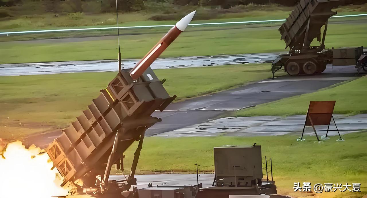 实锤了！美制导弹确实击落了自家的三架战机！看到这个消息我真的忍不住笑了！

当地