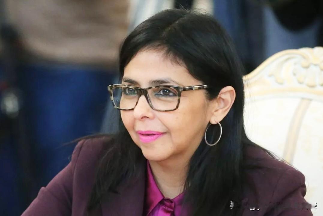 【美国恫吓委代总统】
    美媒Politic引述美国官员的话报道，罗德里格斯