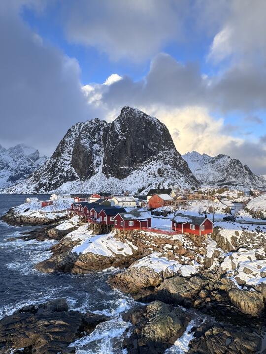 雨后天晴的小渔村太美了！