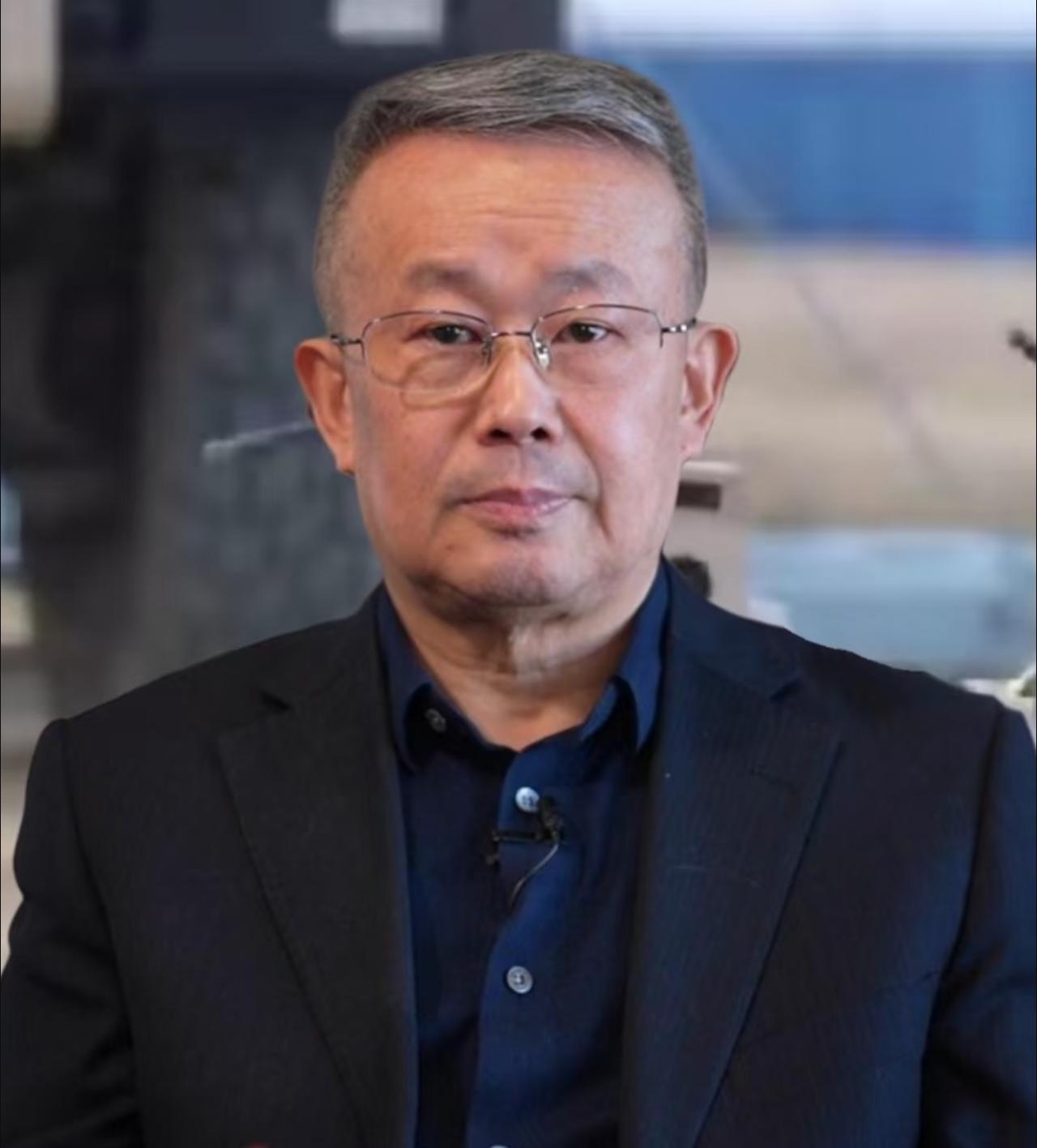 梳理发现，

项立刚对于海归的不信任很早就开始了，

从金刻羽那时候就有了，现如