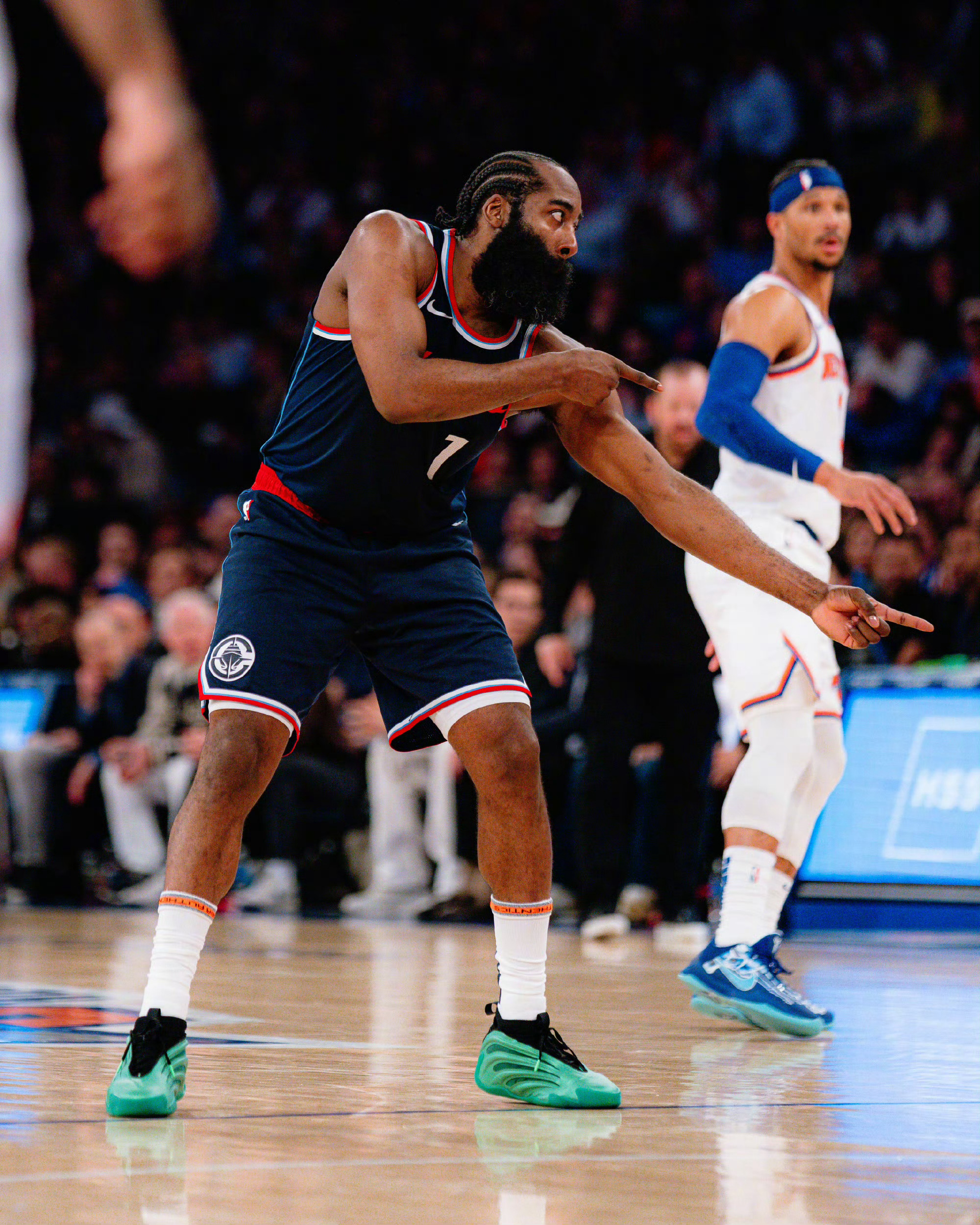 输勇士大家都比较难受，咱抽个奖开心开心～送一张咪咕视频的篮球通月卡（所有篮球比赛