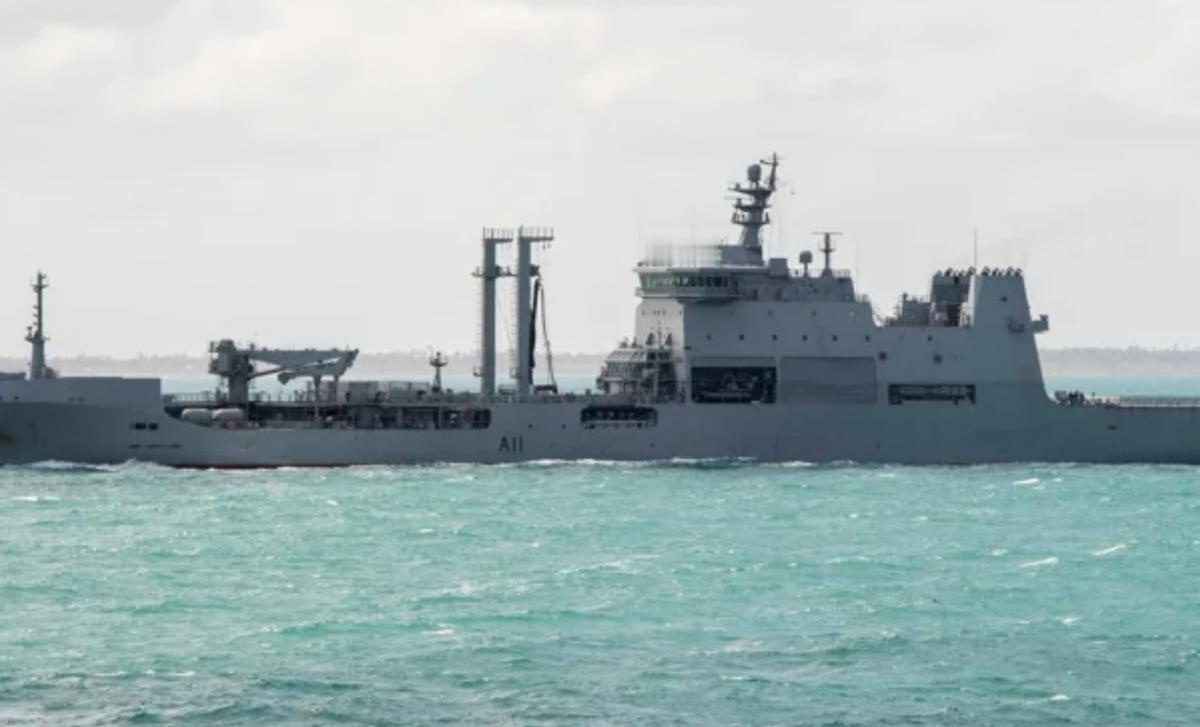 【新西兰军舰在11月初曾窜航台湾海峡，解放军战机模拟攻击】

新西兰军舰在11月