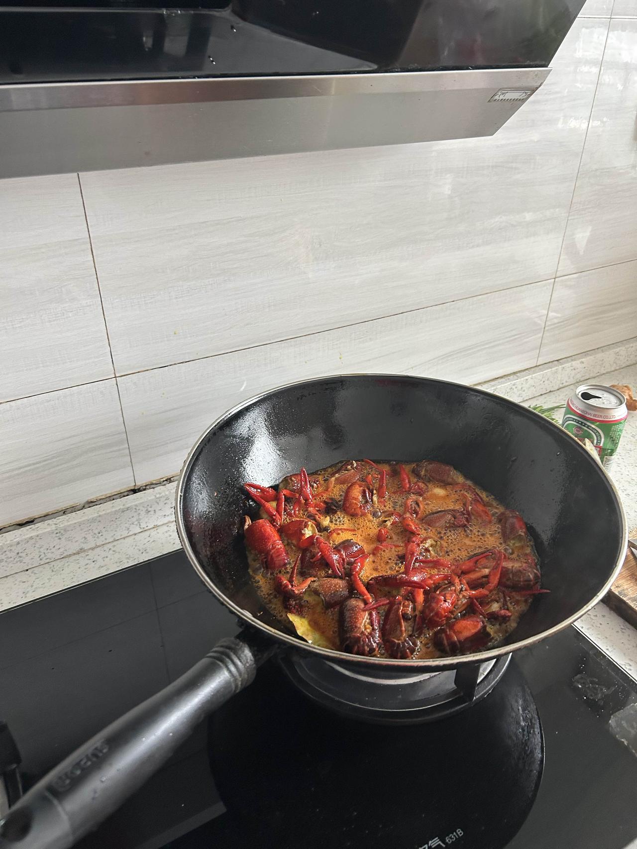儿子终于休年假回家啦！

各位亲爱的条友们，一天都更新头条，也没来得及跟大家一一