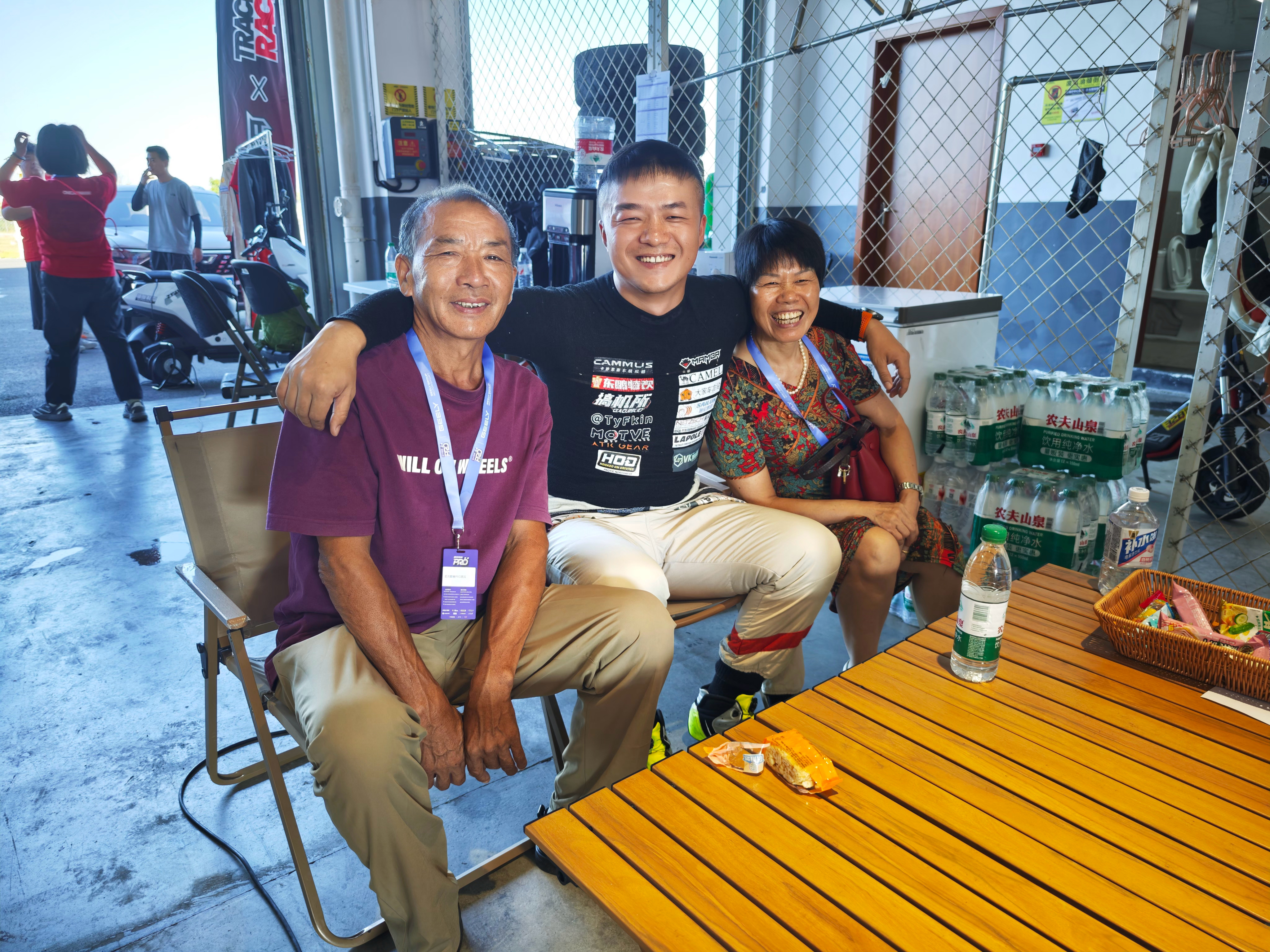 好消息，我爸妈来看我比赛了。[doge]坏消息，昨天创下我超吉联赛有史以来最差排
