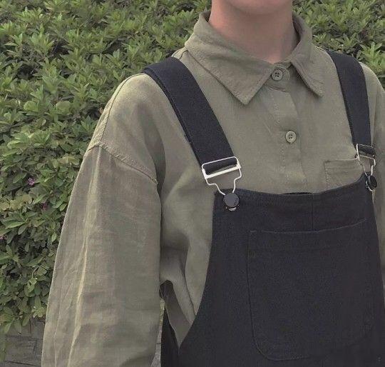 一代人有一代人的价值观，如果做不到互相理解，那就尽量做到互相谅解。生活手记