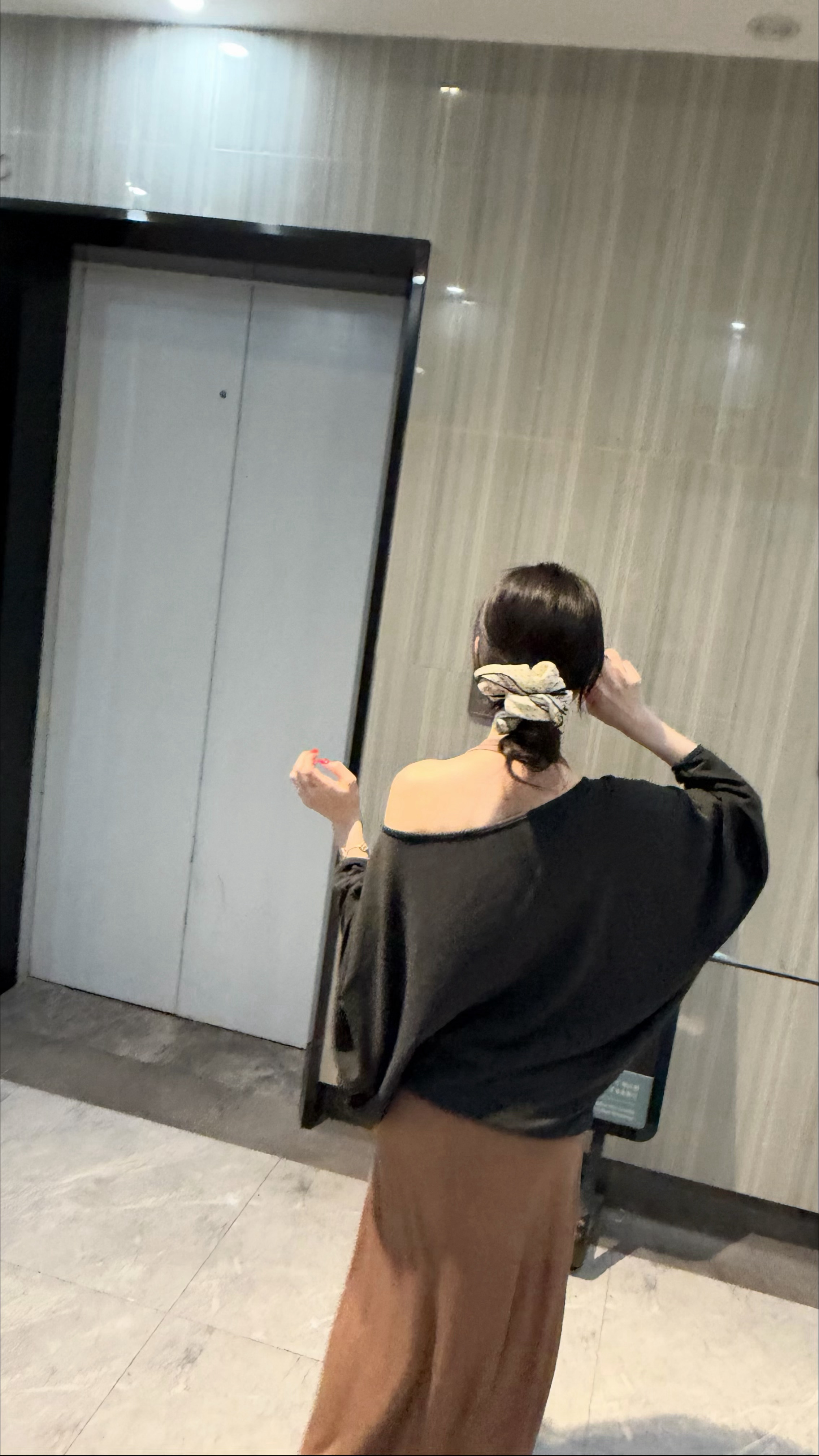 今日穿搭，依旧老两样[允悲]太舒服了 ​​​