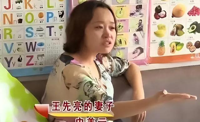 女子赌博输掉245万，丈夫只是问了一句，她拿起菜刀就追着砍！





2021