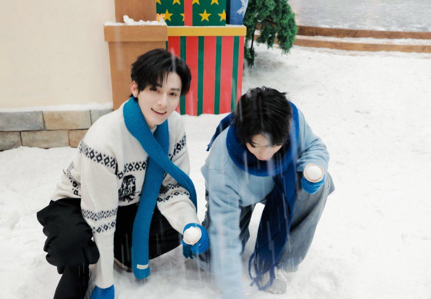 江衡李沛恩雪景合照江衡李沛恩的雪景合照很曼妙～两个人就是衡沛衡沛衡衡沛沛啊美妙雪