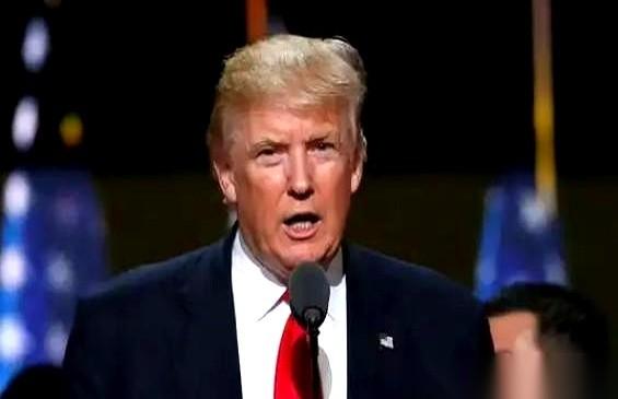 这事儿最有意思的地方，就是一边指着鼻子骂你是威胁，一边偷偷下单买你的东西。
五角