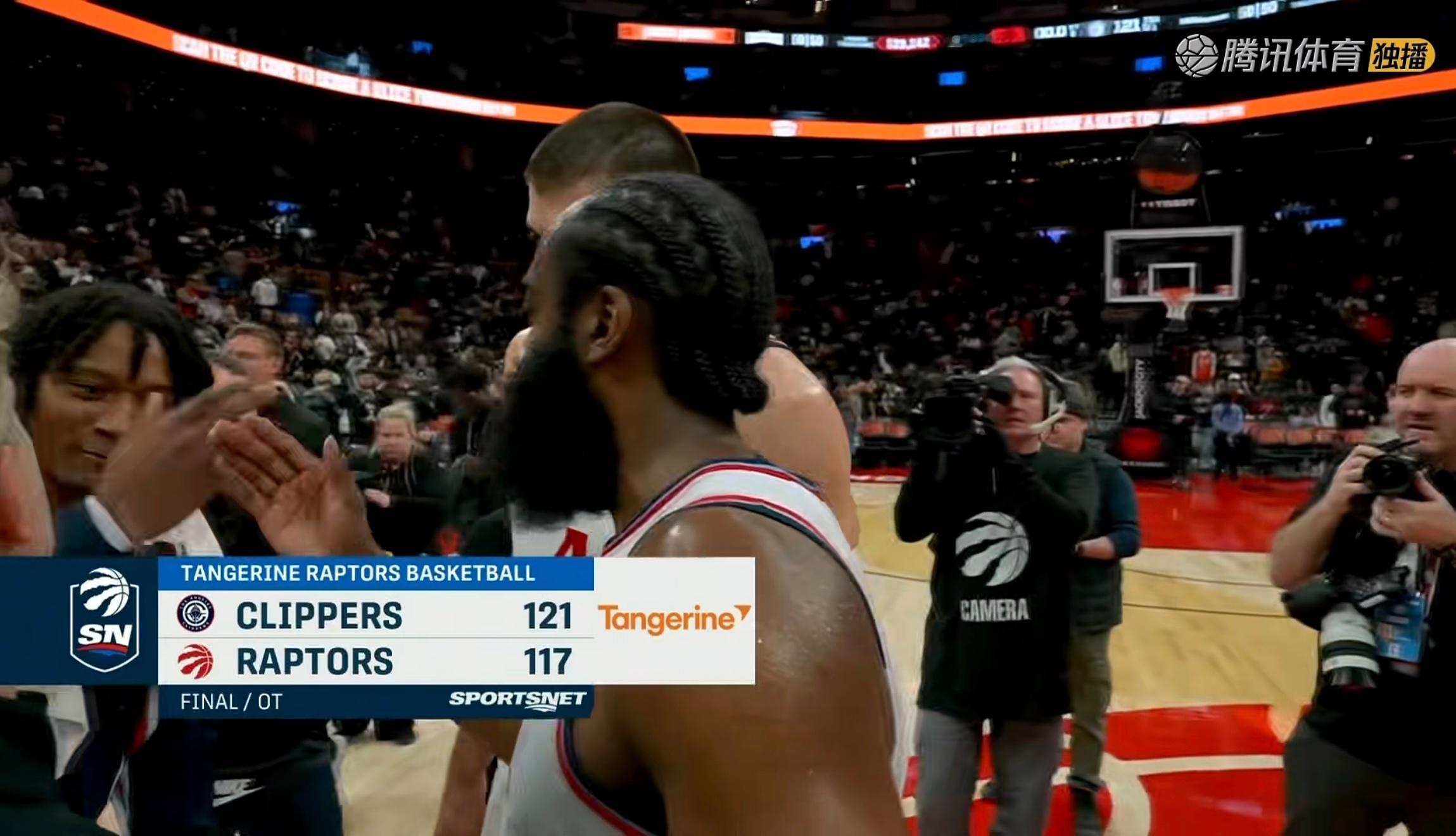 快船vs猛龙快船北伐成功！战胜猛龙排名来到西部第十，正式进入附加赛区！ 