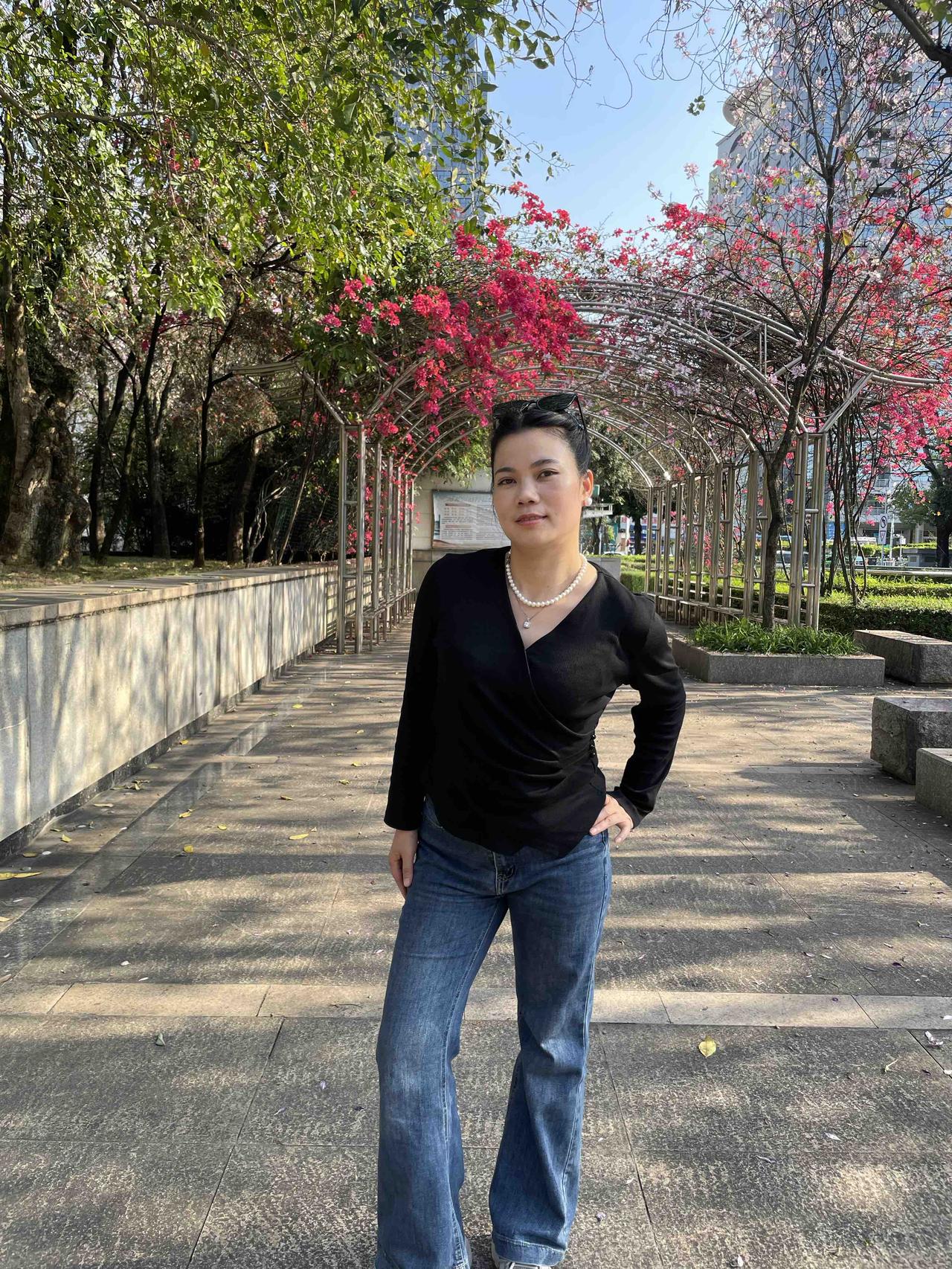 说说我的免费或者低成本养生方法：
1、睡前泡脚，没有加泡脚包。
2、一周刷1-2