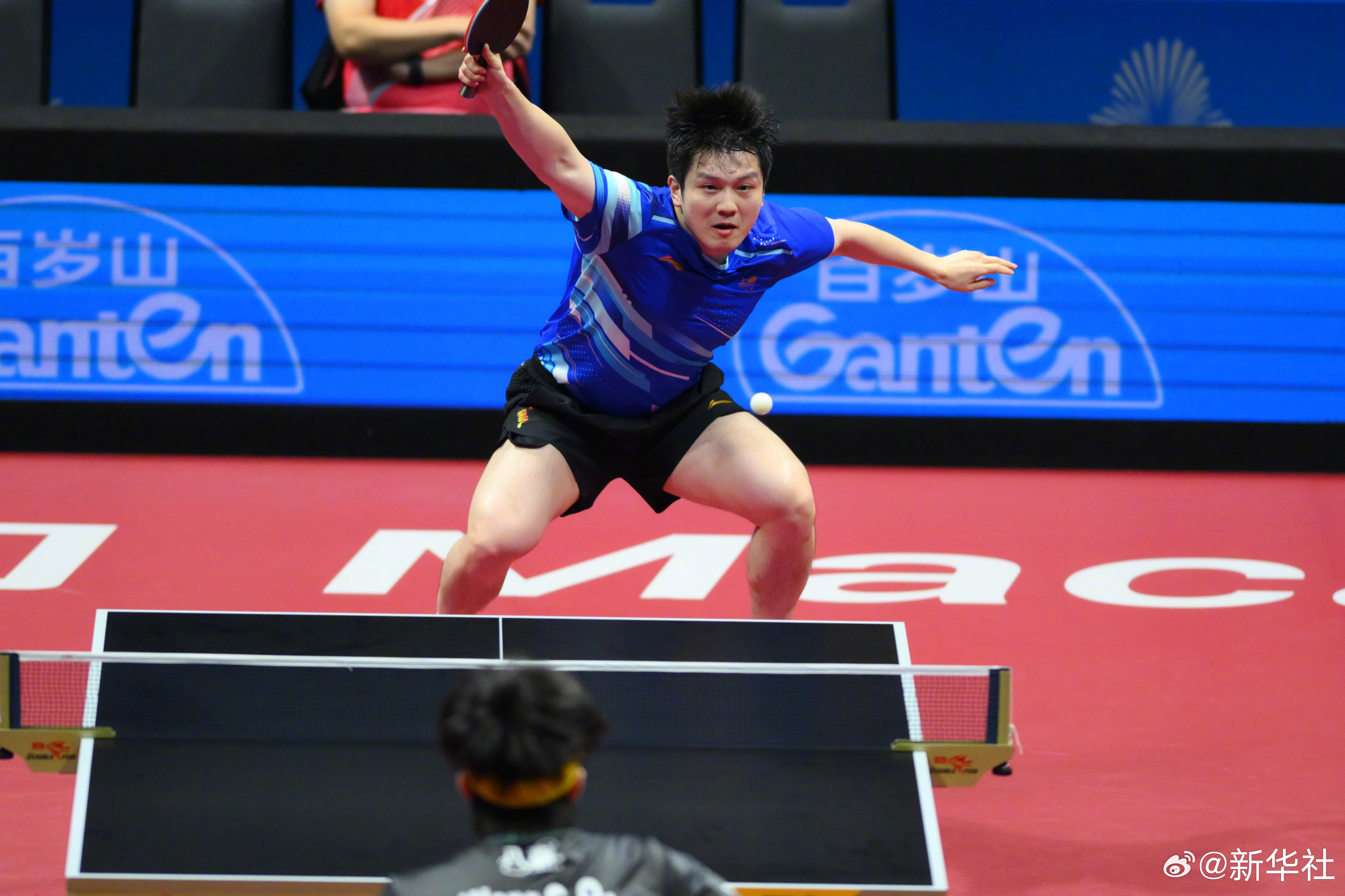 【】第十五届全运会乒乓球男单半决赛，目前大比分 2:2  。