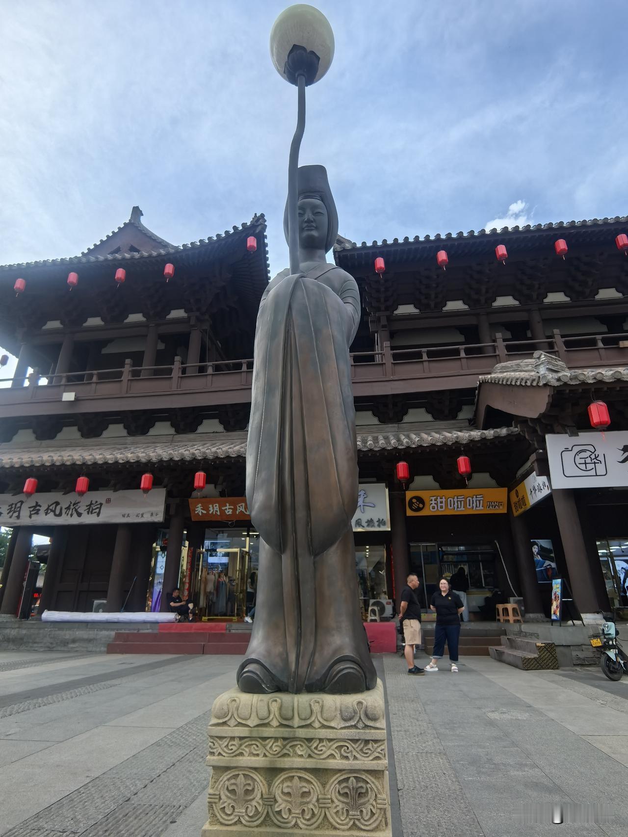 山西文旅喊话全国游客：
都来我们山西避暑吧，
连刘晓庆，尤勇，赵传，任贤齐都来了