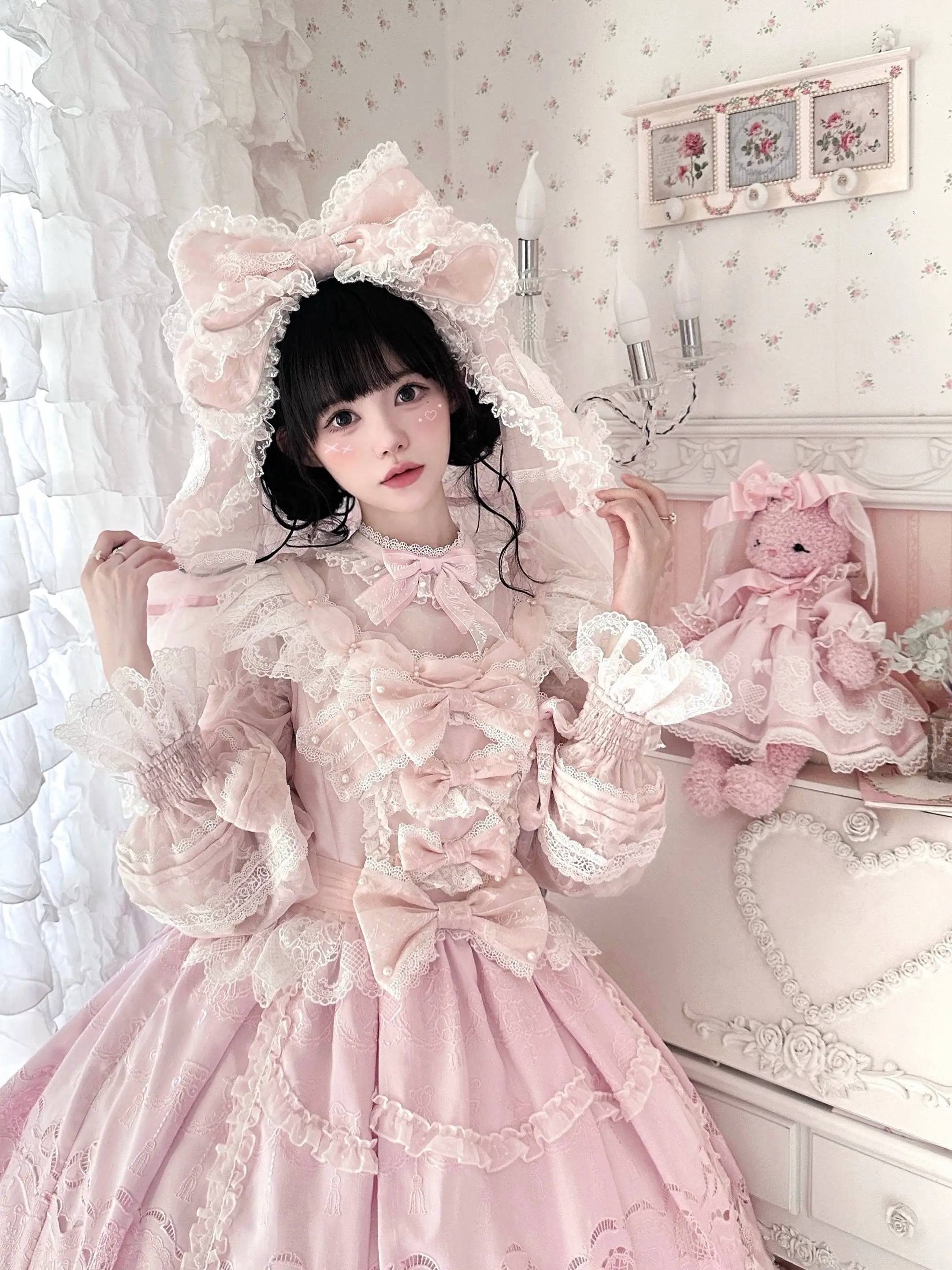 ˚ ˖ ᨦ  蕾 絲 人 形  ᨩ .˚。